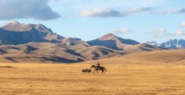 Kirgistan,Passanten bei Wanderung