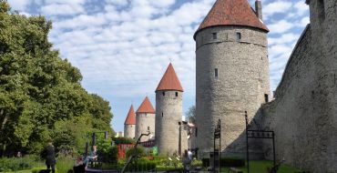 Mittlealterliche Stadtmauer in Tallin