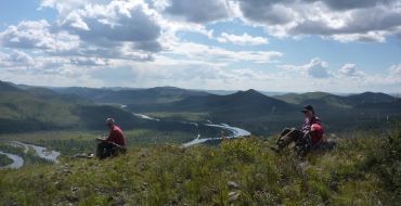 Wanderpause mit Blick auf den Onon