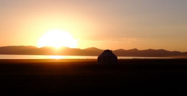 Sonnenuntergang am Son Kul See