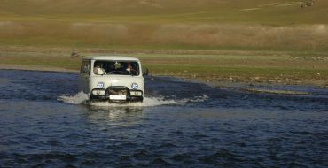 Flussüberquerung bei Mongoleireise